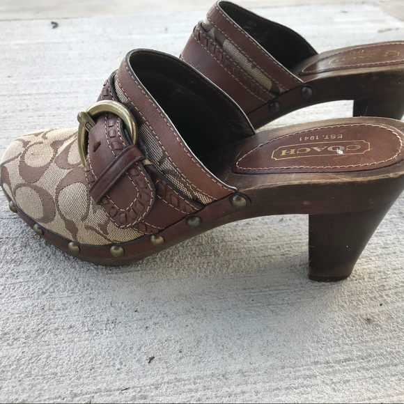 ♦️SOLD♦️Coach Sable Clogs heels - Picture 4 of 7